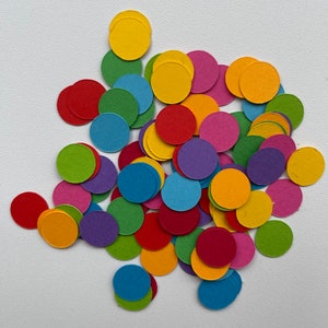 1 cm のマルチカラーのレインボー ドット、円形ダイカット、スクラップブッキング、カード トッパー、装飾、子供の工芸品、160 gsm 紙/カード用。