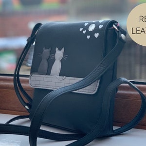 Premium Leather Ladies Cats Crossbody Bag Black / Grey Cat