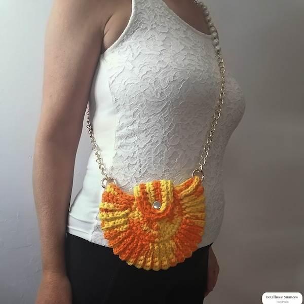 Mother's Day Gift | Pouchete made in crochet, Wonderful pouch to give  for birthday, Shape of a shell, Small pouch | Very Special Gift