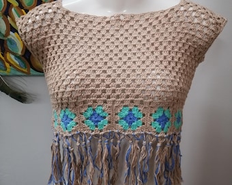 Handgemaakte gehaakte haltertop, boho-franje, zomerse strandkleding