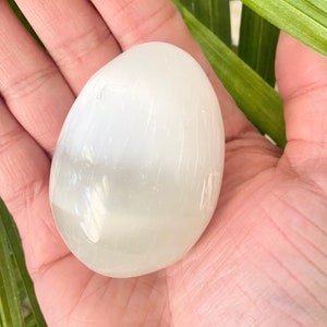 Selenite Egg Crystal Oval Crystal Charging manifesting power
