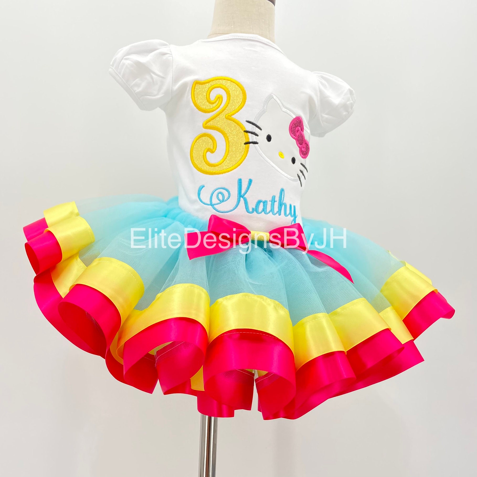 Best Little Girl Birthday Party Theme Outfits, Dresses