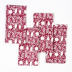 TABLE NAPKINS set of 4 - Annie Berry Red