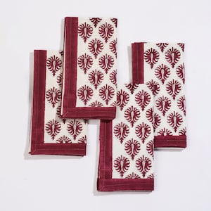 TABLE NAPKINS set of 4 - Anu Berry Red