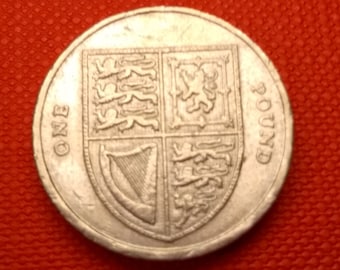 2014 One 1 Pound Coin- Shield part of UK Royal Arms - UK /British