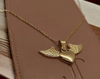 Stainless steel angel wings necklace