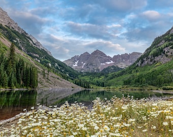 Maroon Bells Colorado Canvas Print: Aspen Mountain Lake Photo