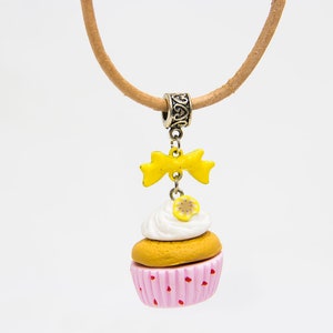 Necklace - Lemon Cupcake