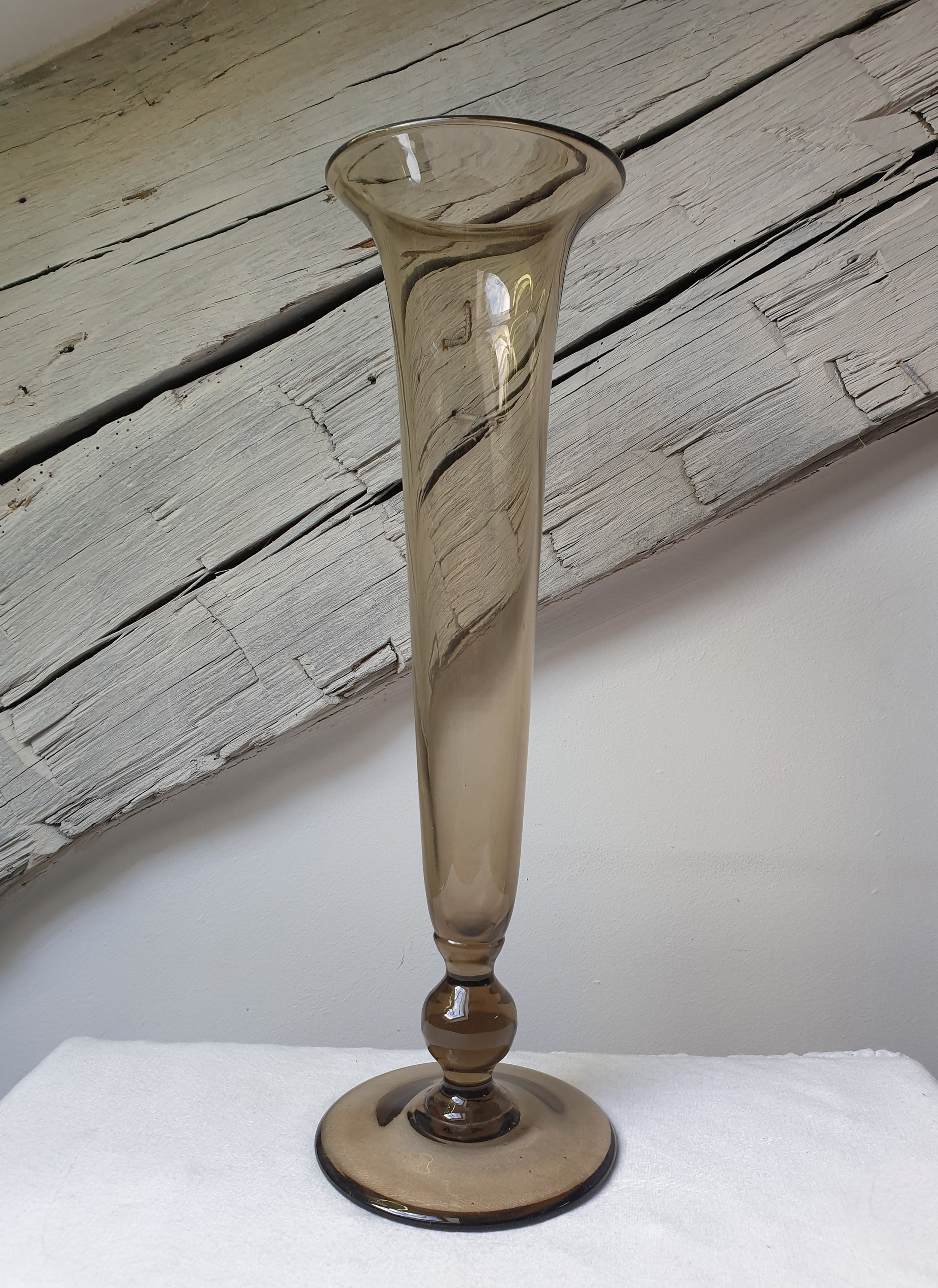 Ancien Vase Soliflore Style Art Déco en Verre Fumé