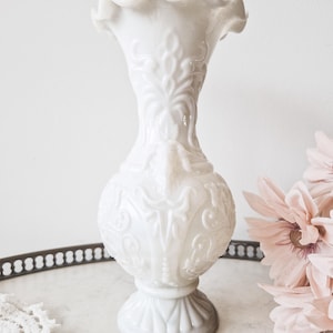 Milky white opaline vase decorated with arabesques and goat heads Vallérysthal Portieux, decorative vase, ram&#39;s head, opaline