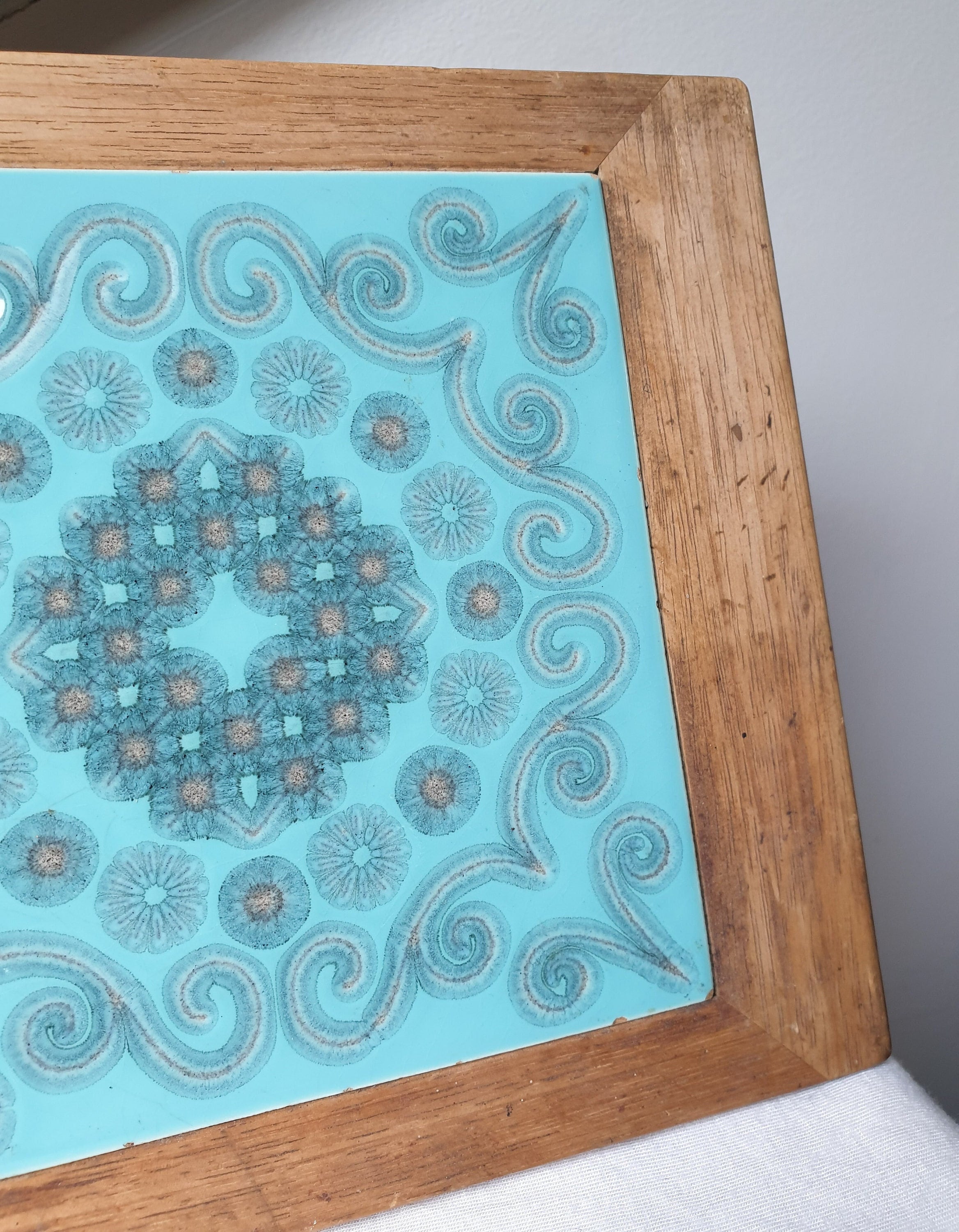 Plateau de Service en Bois Vintage Carreaux Faïence