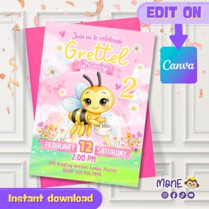 Puede incluir: Una invitación de cumpleaños rosa y blanca con una abeja de dibujos animados. La invitación dice "Join us to celebrate Grettel is turning 2" con detalles del evento. También están presentes las palabras "Instant download" y "Edit on Canva".