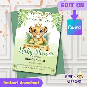 Puede incluir: Invitación a un baby shower con un cachorro de león de dibujos animados con una corona, rodeado de follaje verde. La invitación incluye el texto "A Little King Is On His Way" y los detalles del evento, incluido el nombre del homenajeado, la fecha, la hora y el lugar.