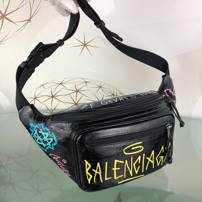 balenciaga fanny pack graffiti