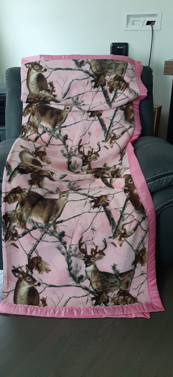 Pink Realtree Camo Fleece Blanket Deer Hunting Pink Camouflage