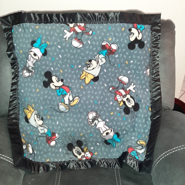 Mickey & Minnie Crib Etsy