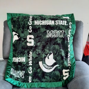Michigan State University digital, Infant Receiving Crib Fleece Blanket with a matching green satin trim