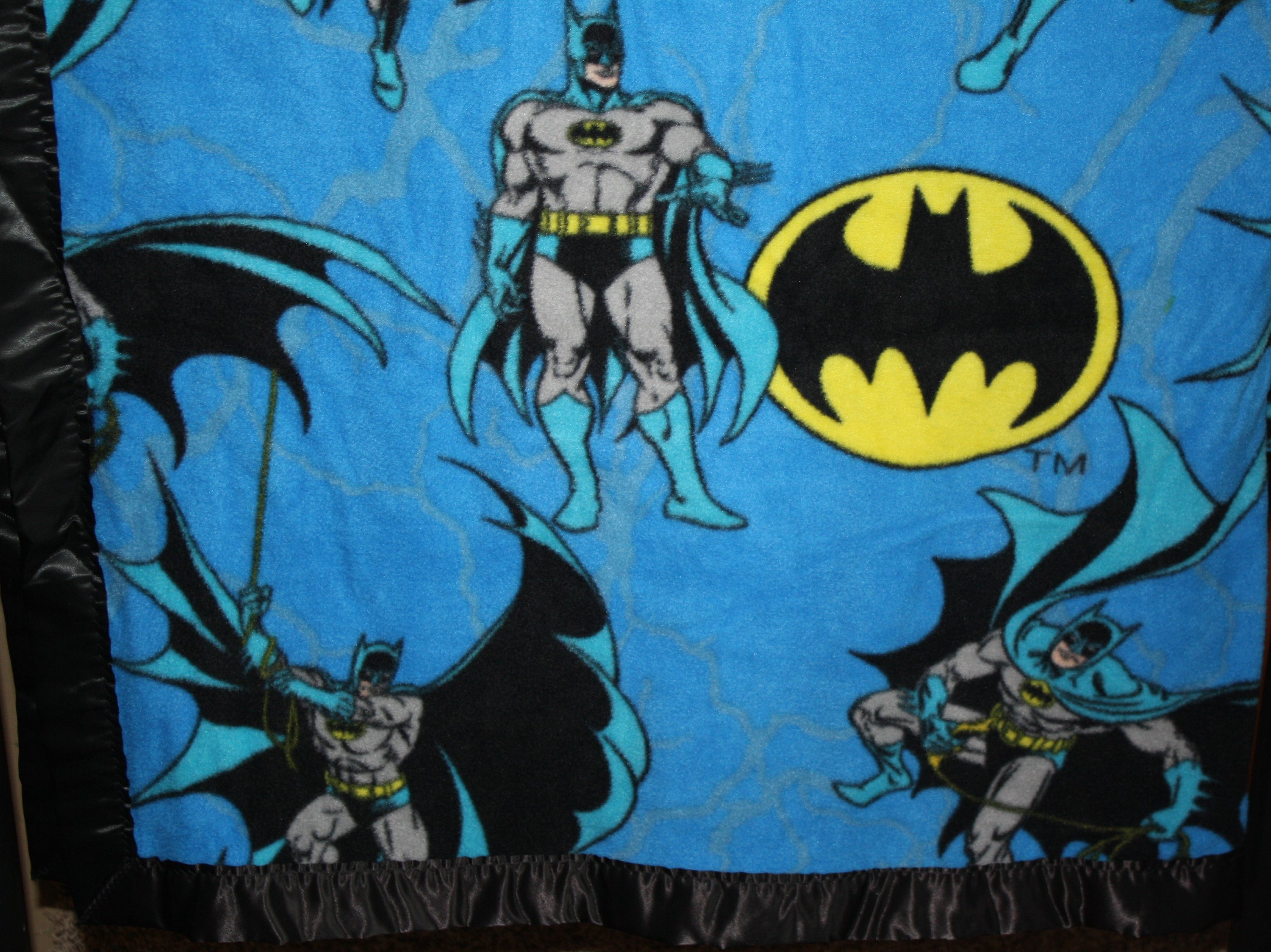DC Comics Batman Emblem Twin 60'' x 80'' Blanket Batman Logo Black with 