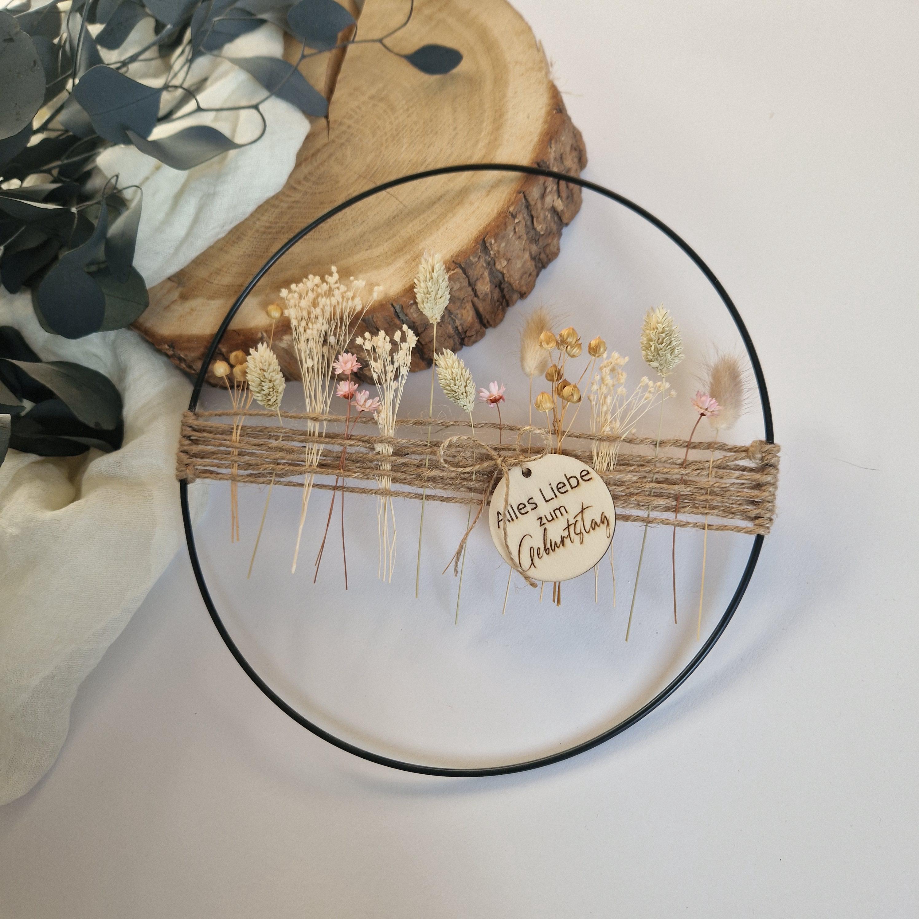 DIY set dried flower wreath – creative time out for you or as a gift idea!