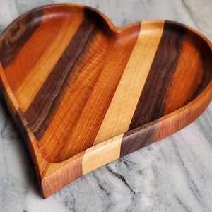 Arquivos de bandeja Heart Catchall, Carbide Create e arquivos SVG para CNC, bandeja de anel, joias, bandeja de moedas