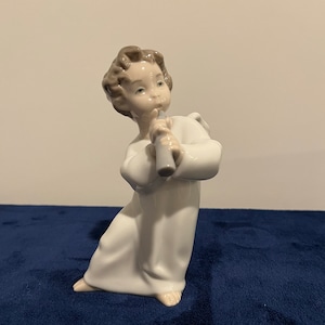 Lladro Angel with Flute #4540