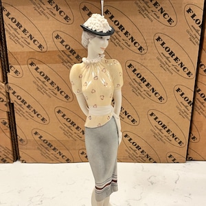 Giuseppe Armani Etrusca Art Lady with Sash #2142F