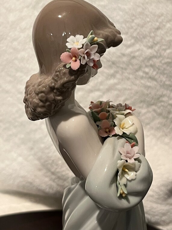Lladro Petals of Love #6346 - Etsy