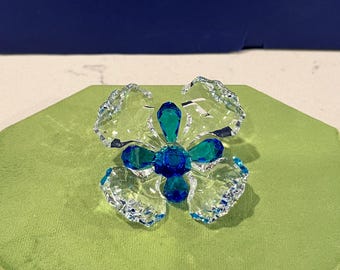 スワロフスキー バタフライ オン フラワー #840190 - Etsy 日本