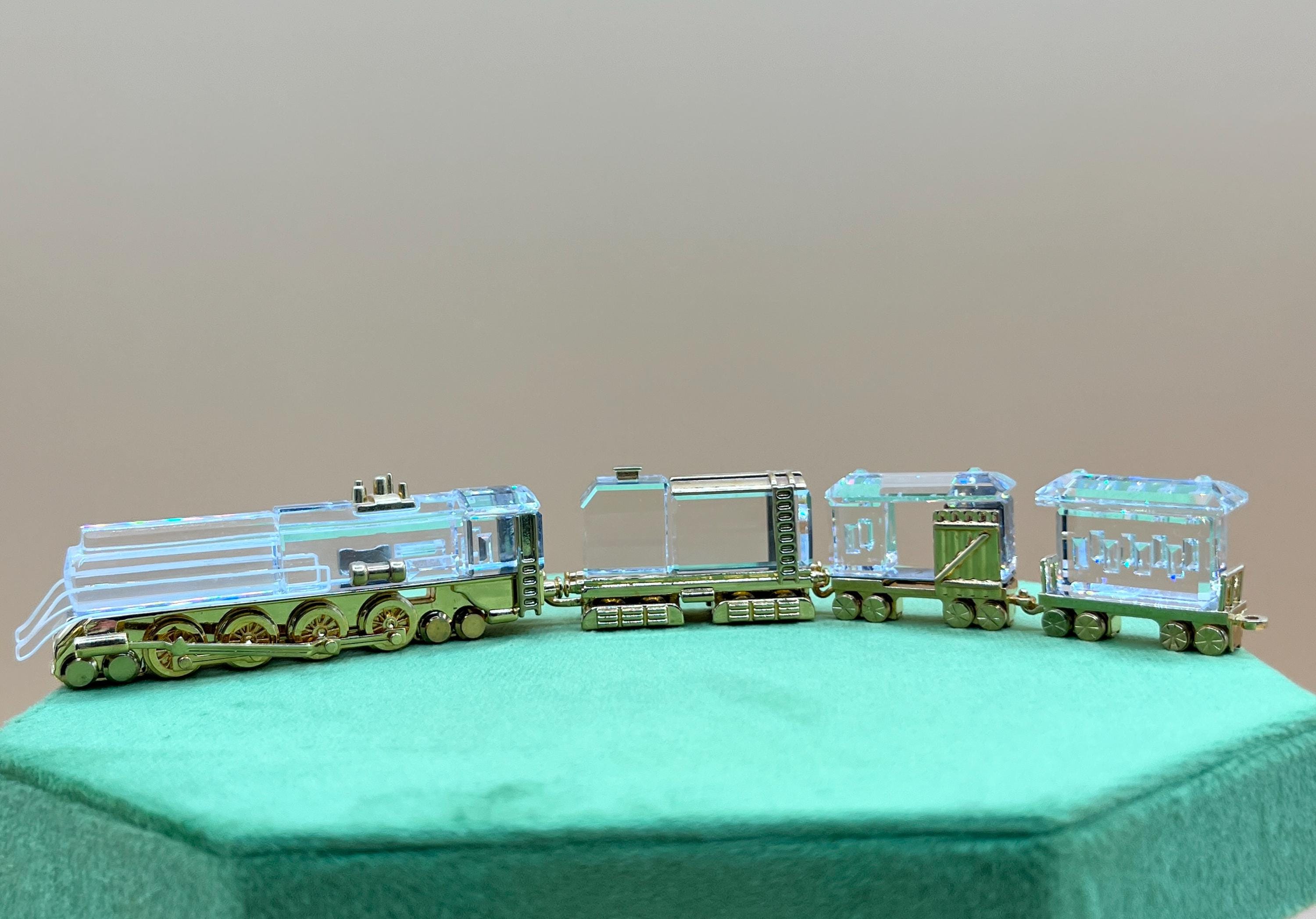 希少 スワロフスキー ミニトレインセット クリスタルガラス 列車 廃盤品 希少 スワロフスキー ミニトレインセット クリスタルガラス 列車