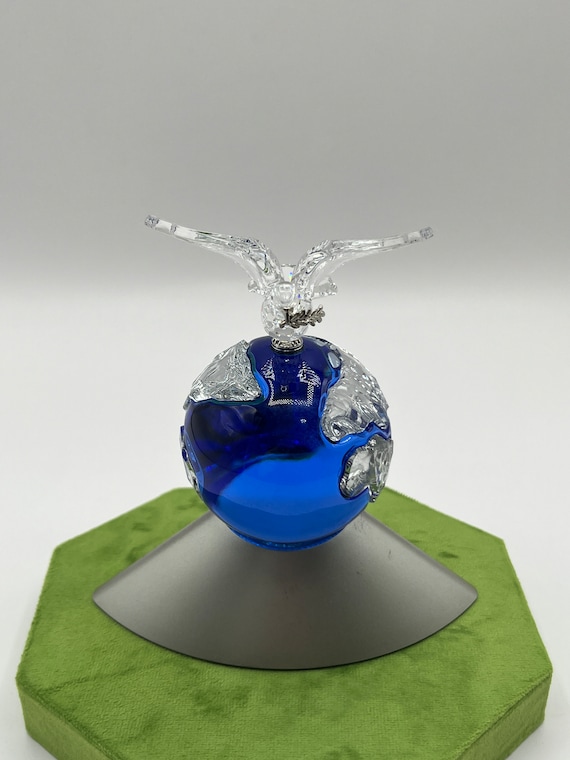Swarovski 2000 Crystal Planet #7607-04 Dove on World - Etsy