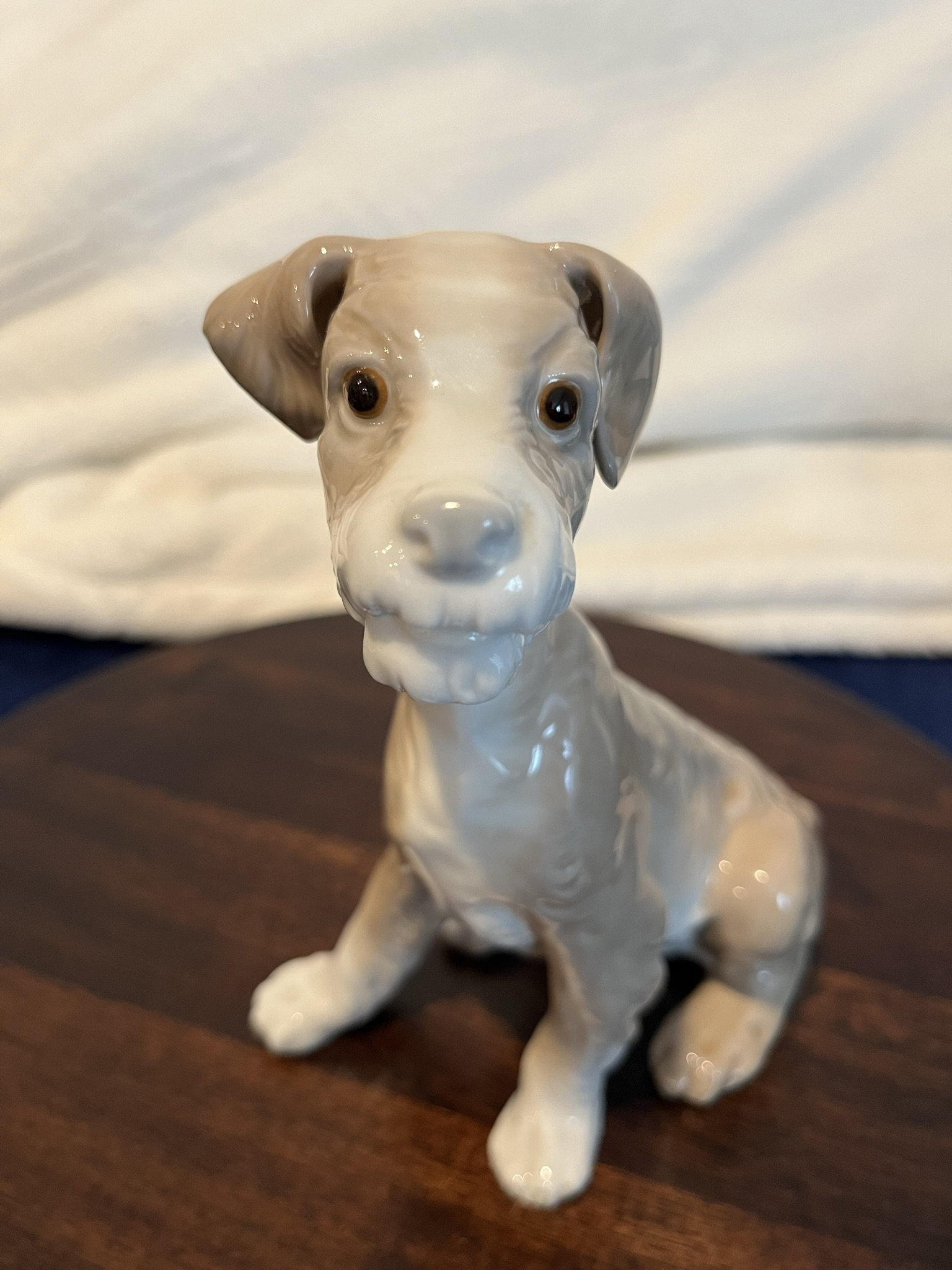 Lladro Sitting Dog #4583 