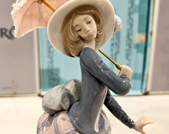 Lladro Afternoon Stroll #5687 - Etsy