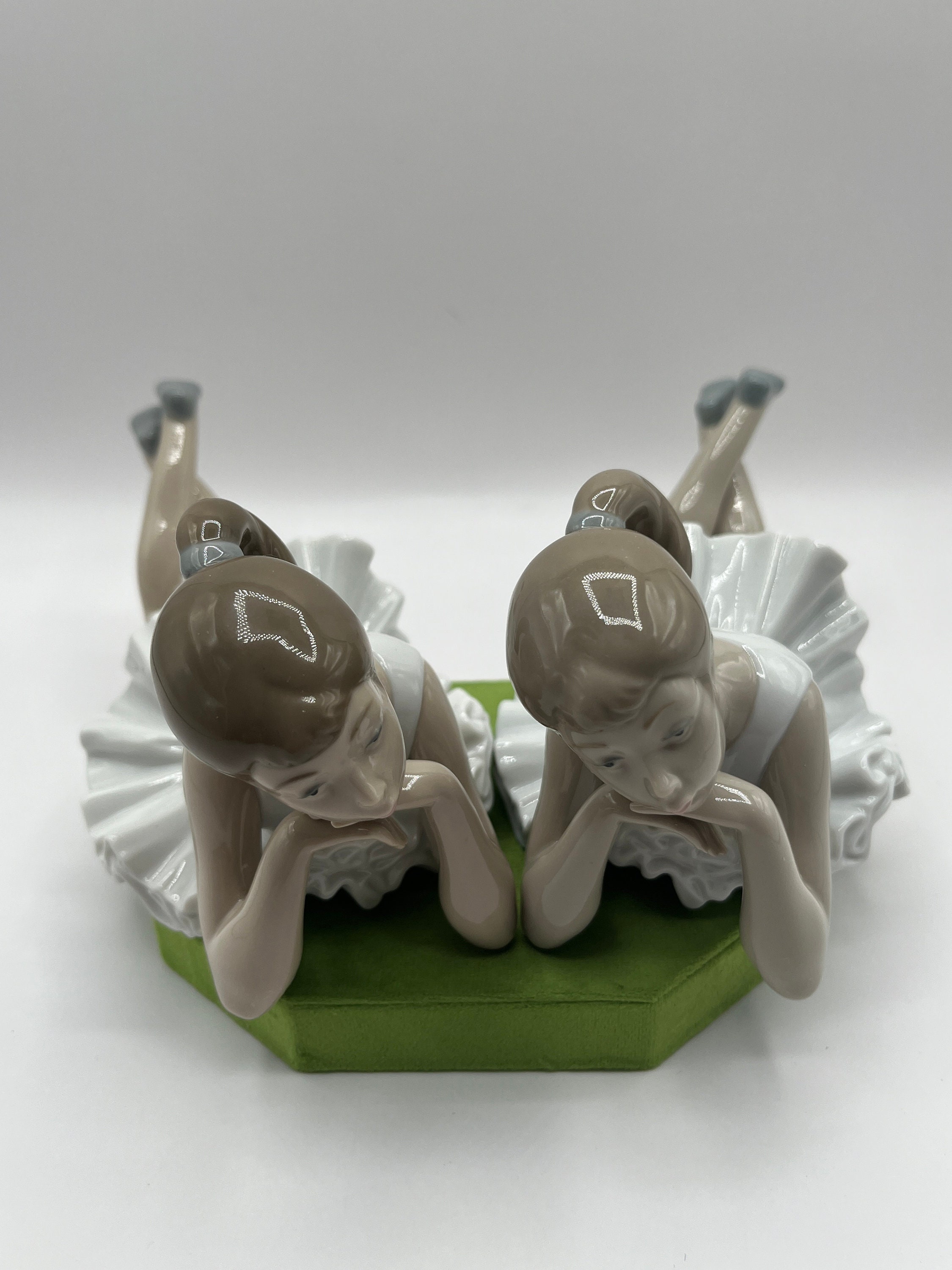 リヤドロ NAO 物思いにふけるバレリーナ #0149 - Etsy 日本