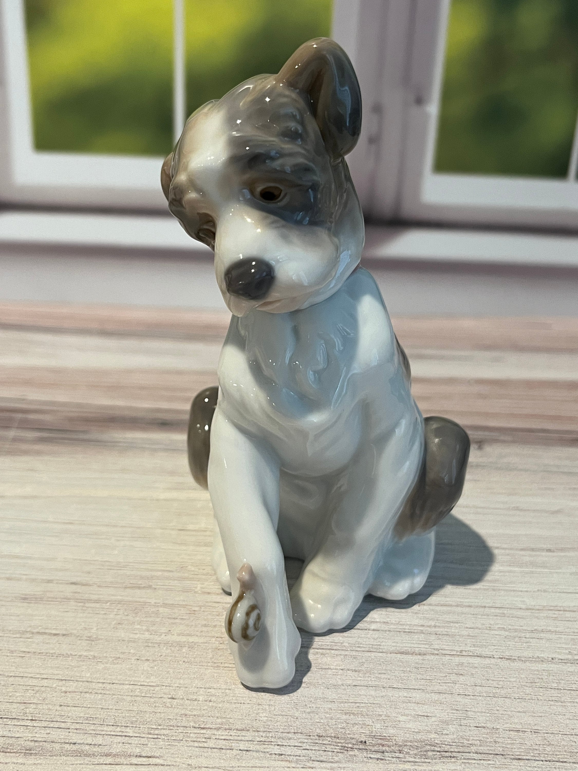 Lladro New Friend #6211 - Etsy