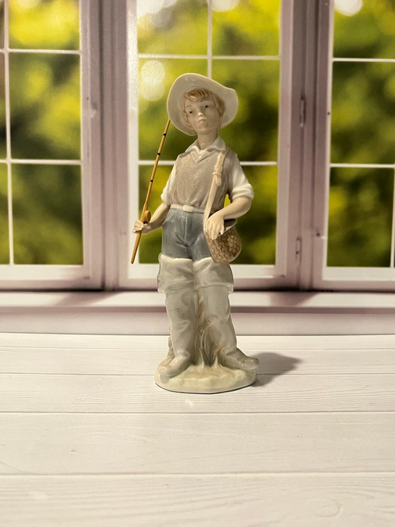 LLADRO リヤドロ 釣りをする少年 4809 フィギュリン Lladro Going Fishing #4809 - Etsy
