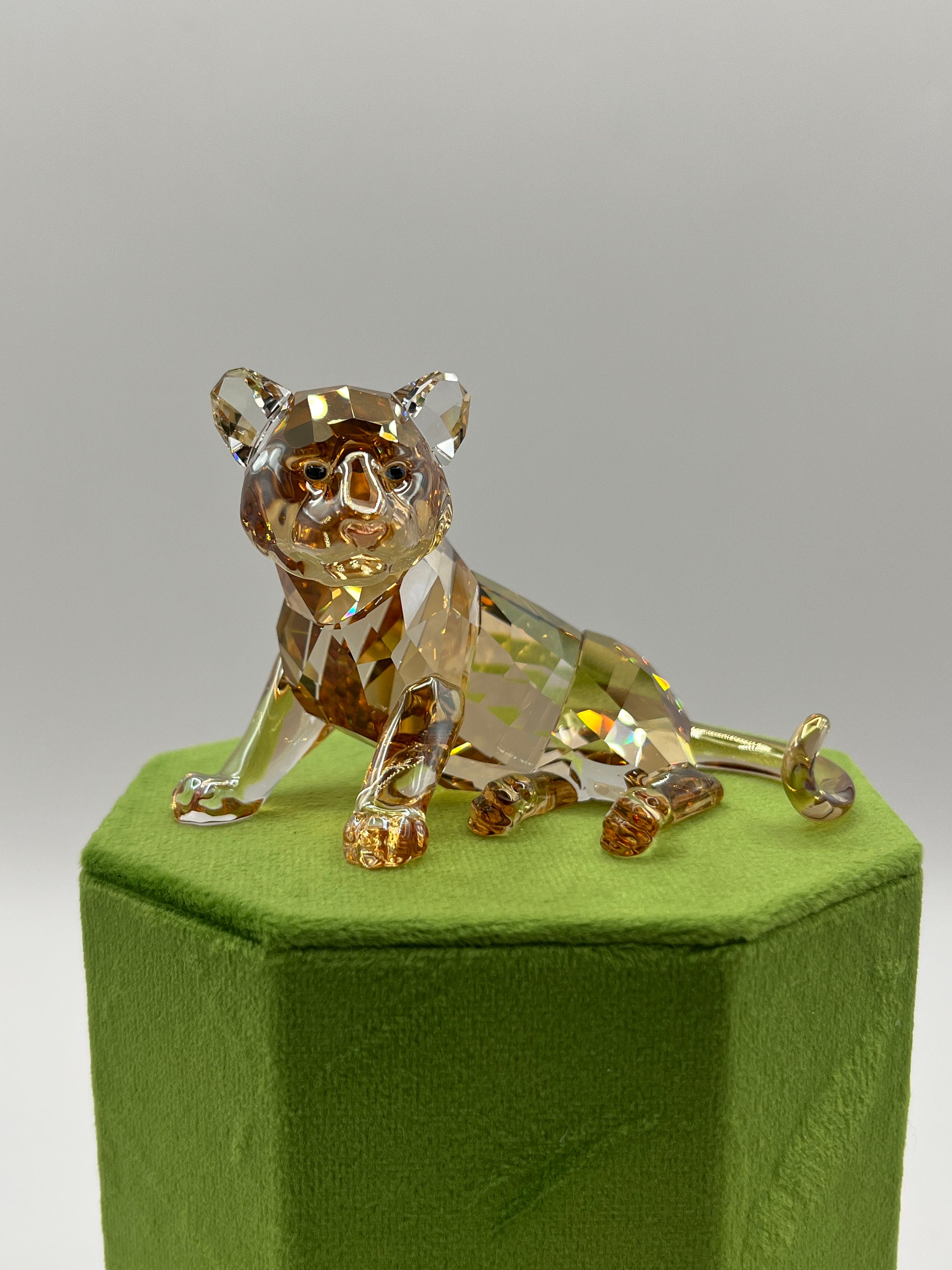 Swarovski Tiger Cub Sitting #1016678 *artist Signed* - Etsy Swarovski Tiger Cub Sitting #1016678 *artist Signed* - Etsy