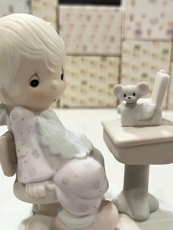 Precious Moments Love is Sharing Music Box #E7185 - Etsy