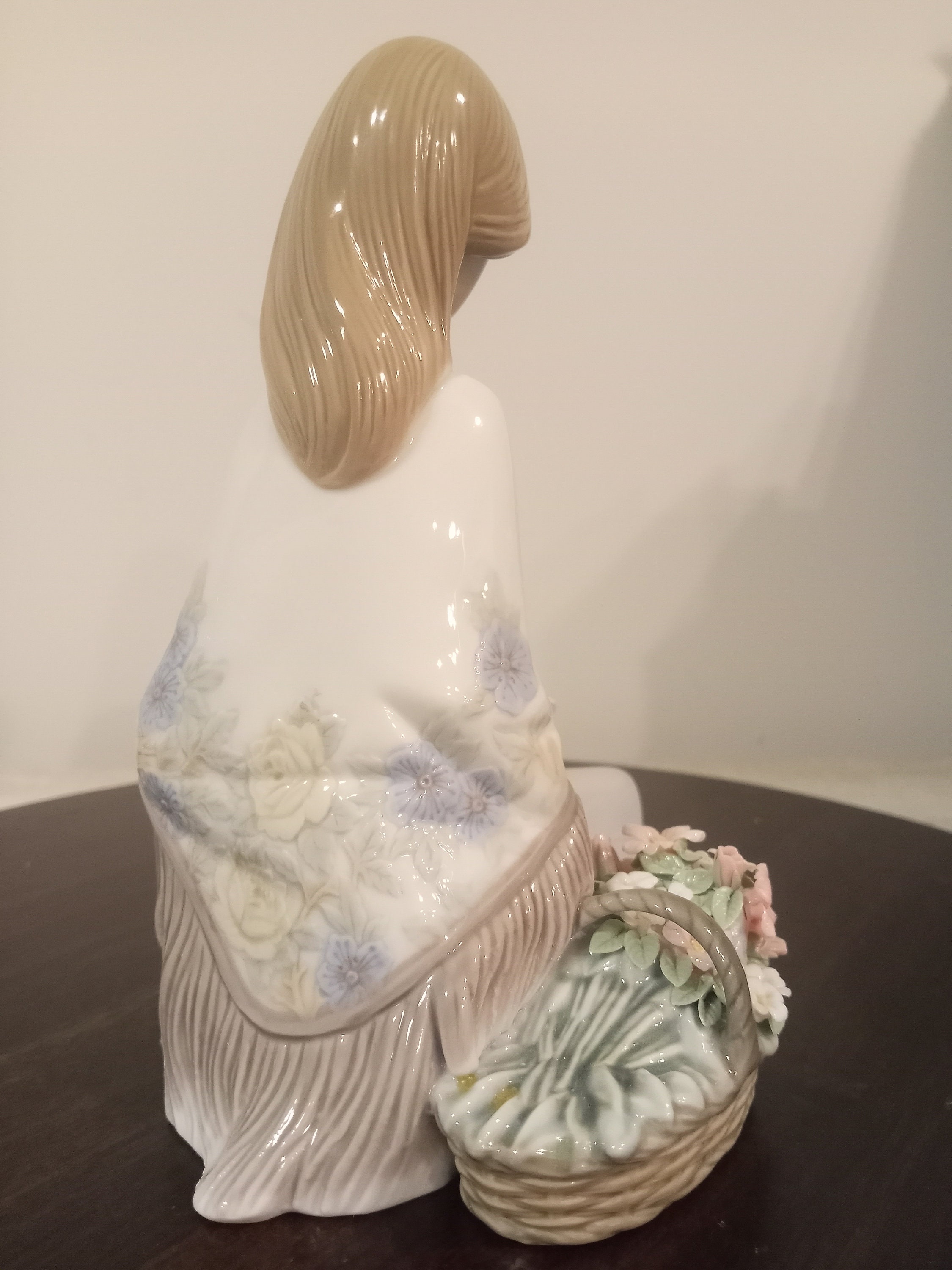Lladro Flower Song #7607 - Etsy