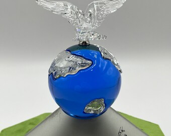 Swarovski 2000 Crystal Planet #7607-04 Dove on World - Etsy