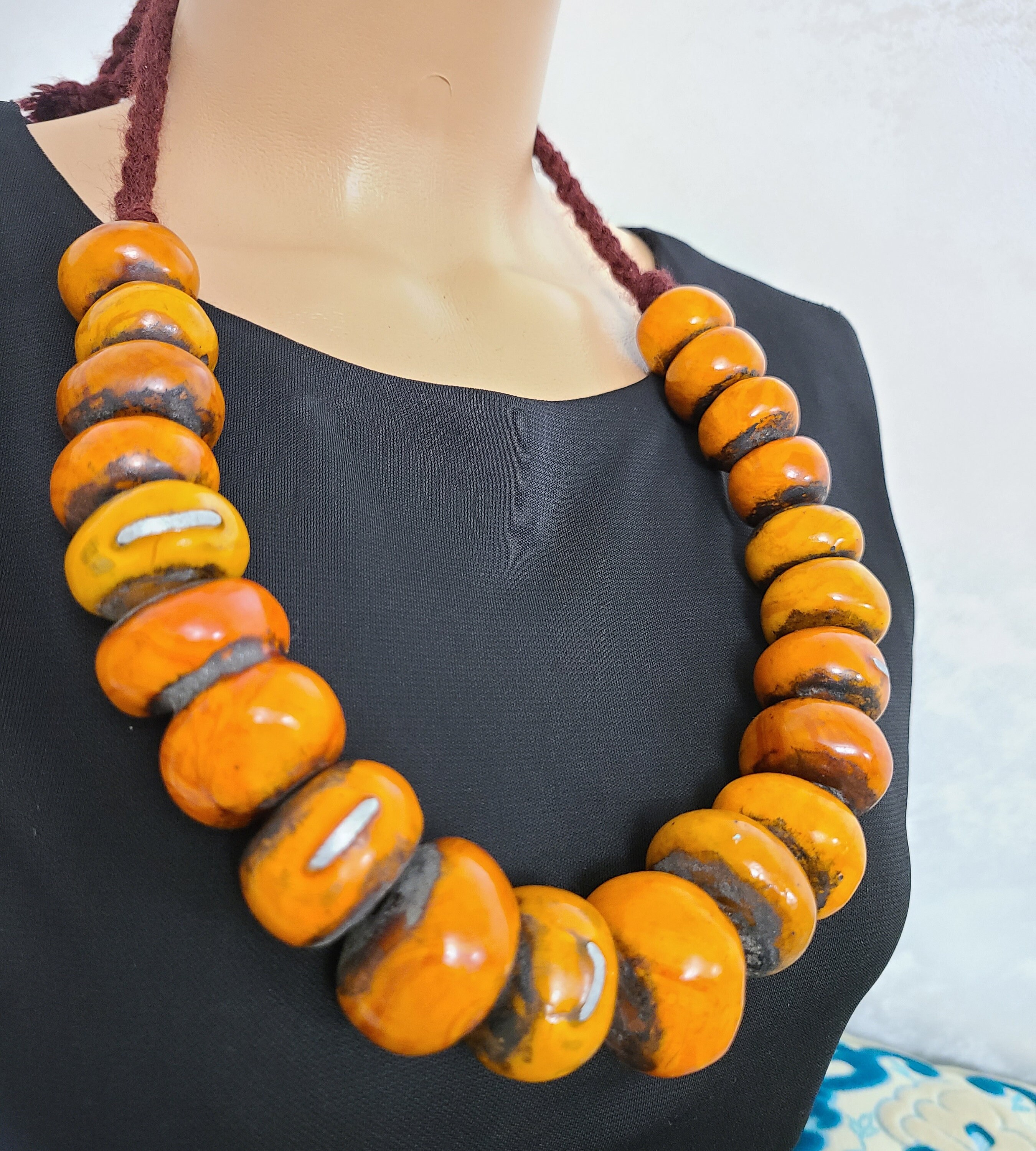 Collier Jilzarah Premium Fait Main - Perles D'Argile 8mm - Orange Multi - NEUF