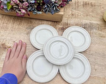 Set of 5 Elegant Wedgwood Queen's Ware Edme Small Plates – 13 Cm