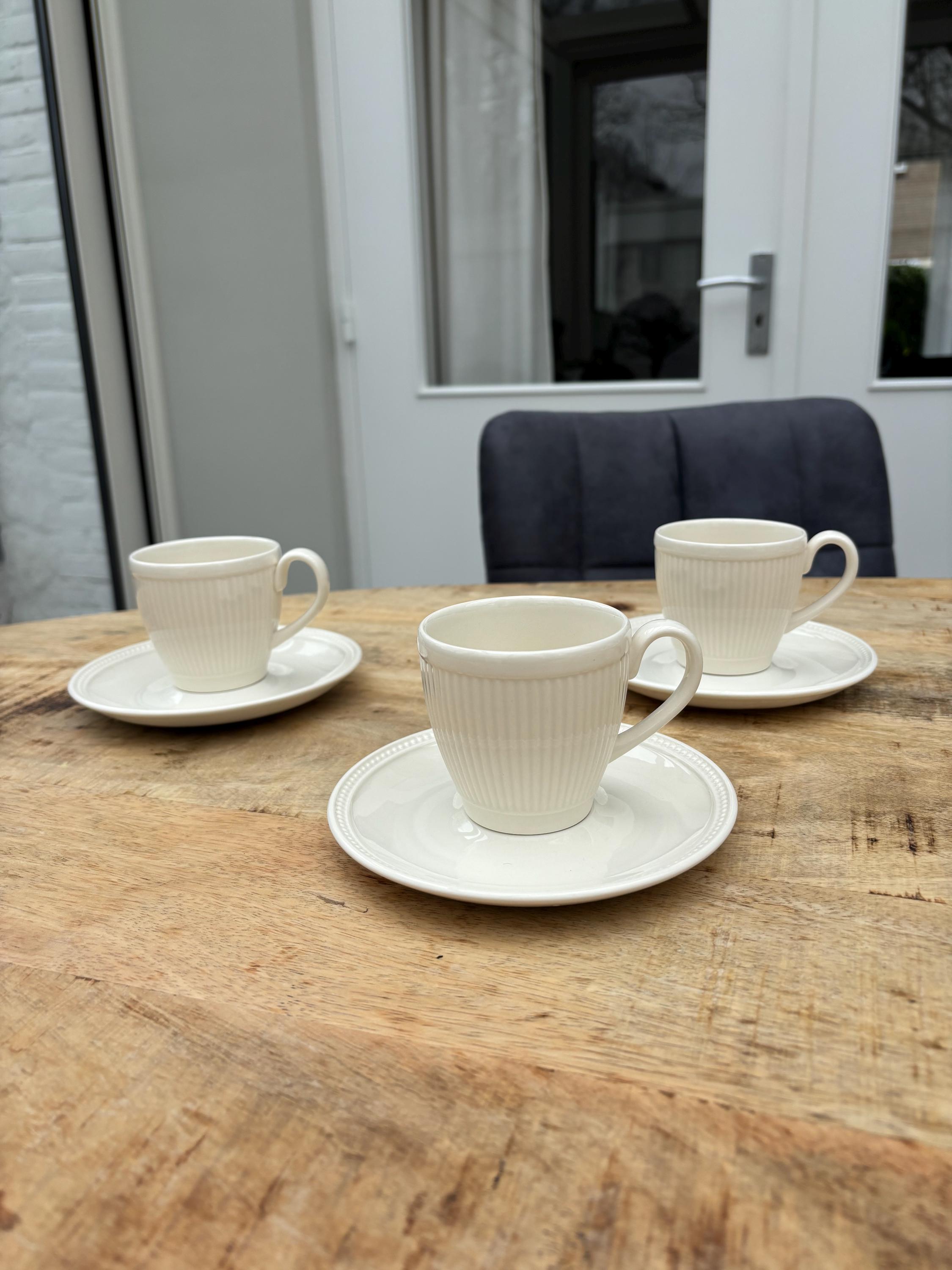 Wedgwood cup and saucer - Etsy 日本