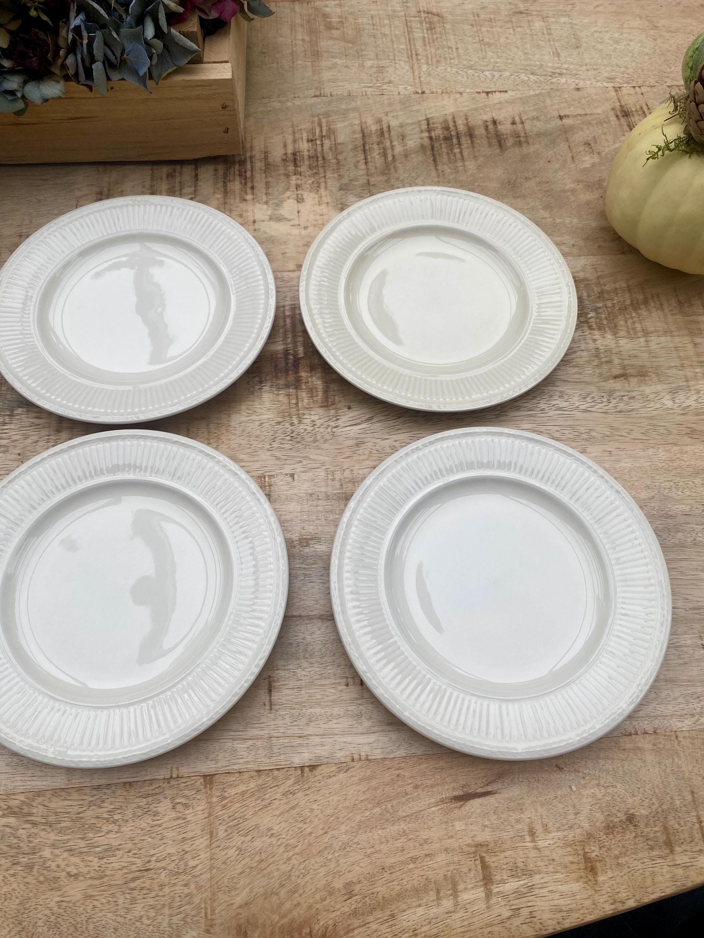 Set of 6 Elegant Wedgwood Queen's Ware Edme Small Plates – 15cm