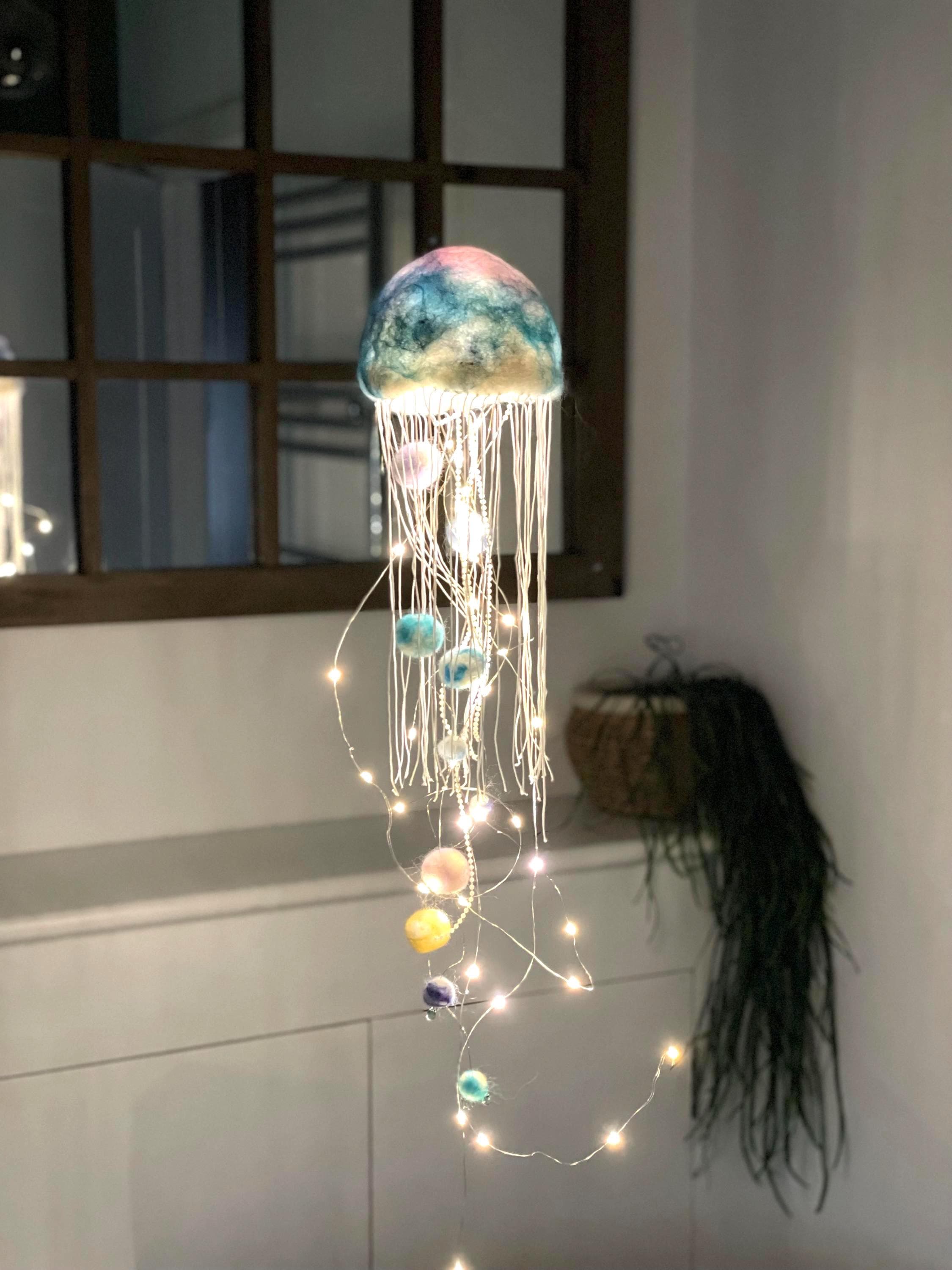 手作りのクラゲランプ、海の生き物ギフト、ビーチコア、海洋を 手作りのクラゲランプ、海の生き物ギフト、ビーチコア、海洋を