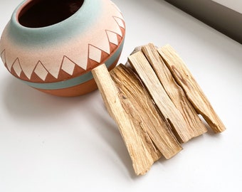 Palo Santo Incense Bundle| 5 Natural Tree Sticks | Smudge | Cleanse Purify Burn Incense | Spiritual Items | Gift | Premium Quality from Peru