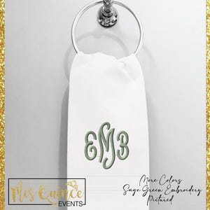 Monogramed Embroidered Hand Towel, Personalized Towel, housewarming gift, bridal gift, personalized wedding gift, custom Christmas gift.