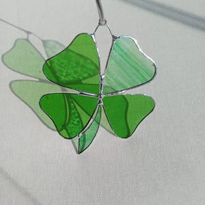 Stained Glass Clover Leaf Suncather, Unique Home Gift, St. Patricks Day Perfect Gift,Lucky Shamrock Window Hanging, symbol of good luck