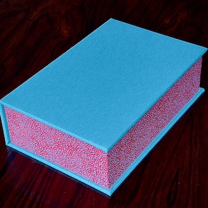 Handmade Clamshell Photo Box: Windsor Bookcloth & Chiyogami Paper