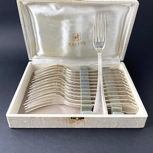 ERCUIS silverware 43-piece household set, TRIANON model, Antique silver plated cutlery, Ménagère pour 12 personnes argentée