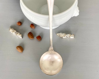 LADle with soup or soup CHRISTOFLE XIXth, Model Filet Ancien, Luxury French goldsmithery, Frenche silver plate, Serving spoon